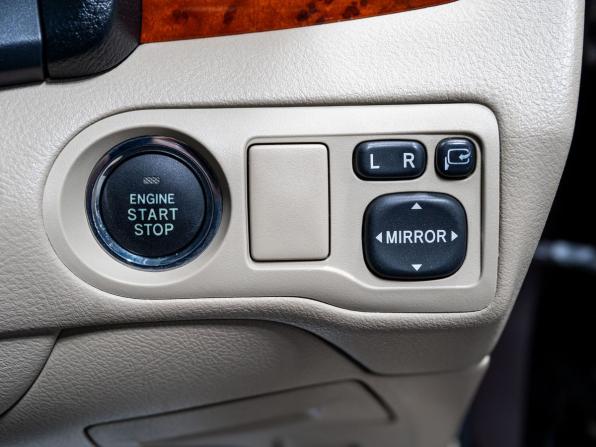Toyota Premio II (T26) Рестайлинг с пробегом 2013 года, цена 1 480 000 рублей, 113422 км, седан, Автокод Объявления