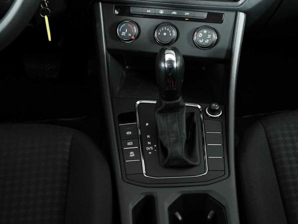 Volkswagen Bora IV (China Market) Рестайлинг с пробегом 2022 года, цена 2 010 000 рублей, 44654 км, седан, Автокод Объявления