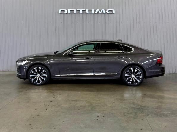 Volvo S90 II Рестайлинг с пробегом 2021 года, цена 3 127 000 рублей, 95382 км, седан, Автокод Объявления