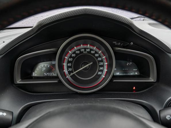 Mazda 3 III (BM) с пробегом 2014 года, цена 1 325 000 рублей, 92037 км, седан, Автокод Объявления
