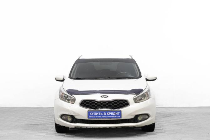 Kia Ceed II с пробегом 2015 года, цена 949 000 рублей, 214000 км, хэтчбек, Автокод Объявления