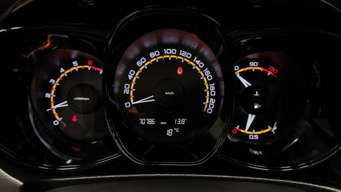 Lada (ВАЗ) Vesta I с пробегом 2020 года, цена 960 000 рублей, 70478 км, универсал, Автокод Объявления