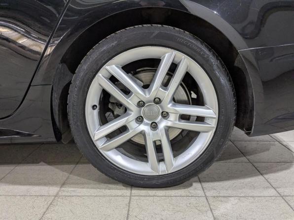 Audi A6 IV (C7) Рестайлинг с пробегом 2017 года, цена 2 980 000 рублей, 64730 км, седан, Автокод Объявления