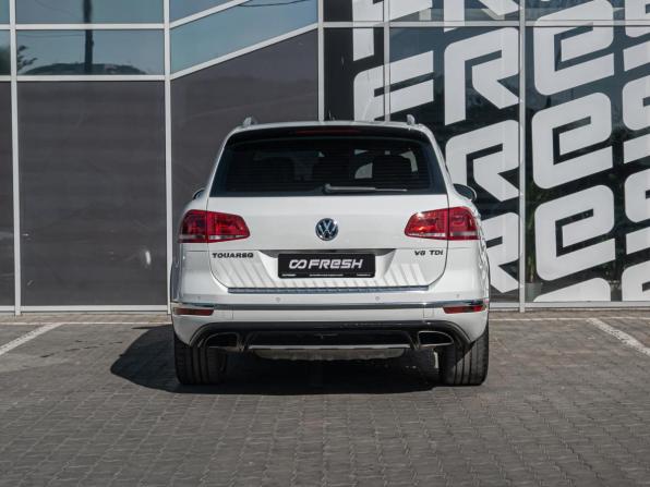 Volkswagen Touareg II Рестайлинг с пробегом 2015 года, цена 2 950 000 рублей, 235854 км, внедорожник, Автокод Объявления