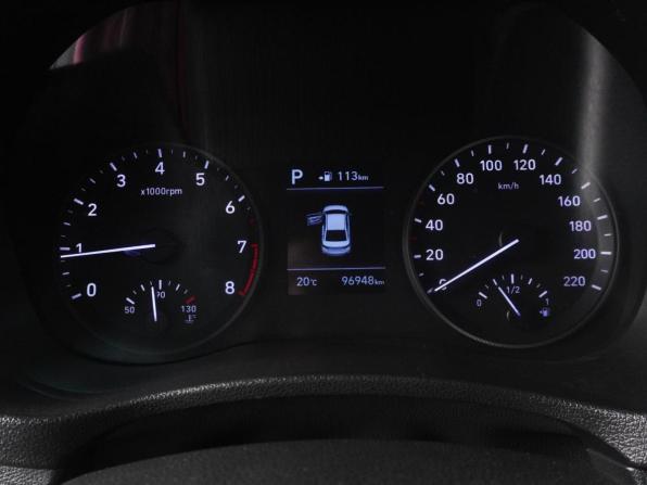 Hyundai Solaris II с пробегом 2018 года, цена 1 599 000 рублей, 96948 км, седан, Автокод Объявления