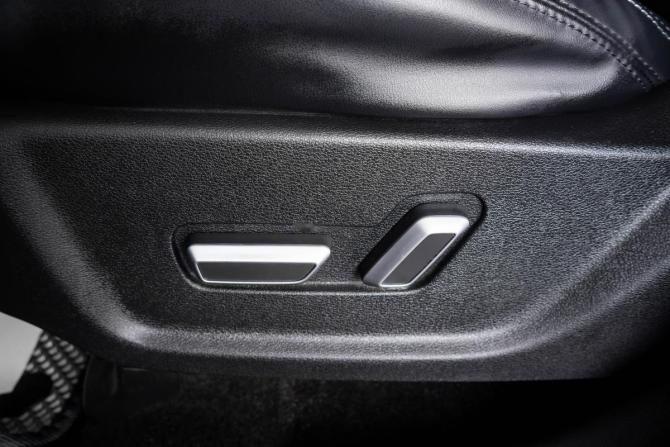 Geely Atlas I с пробегом 2018 года, цена 1 699 000 рублей, 103414 км, внедорожник, Автокод Объявления
