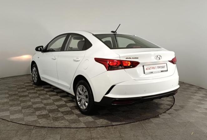 Hyundai Solaris II Рестайлинг с пробегом 2021 года, цена 1 395 000 рублей, 46683 км, седан, Автокод Объявления