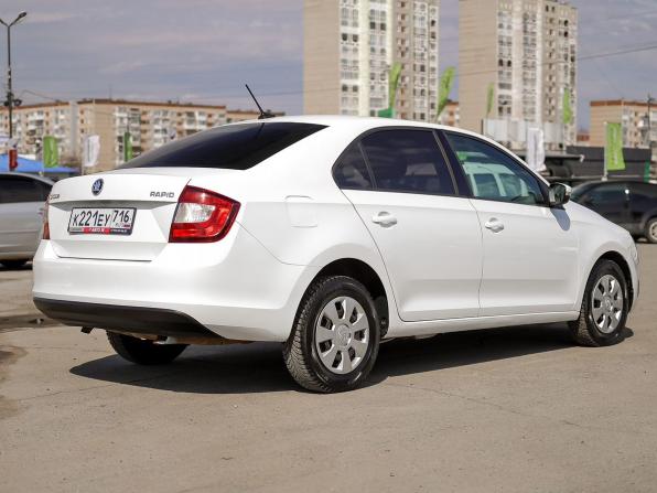 Skoda Rapid I Рестайлинг с пробегом 2018 года, цена 999 000 рублей, 144410 км, лифтбек, Автокод Объявления
