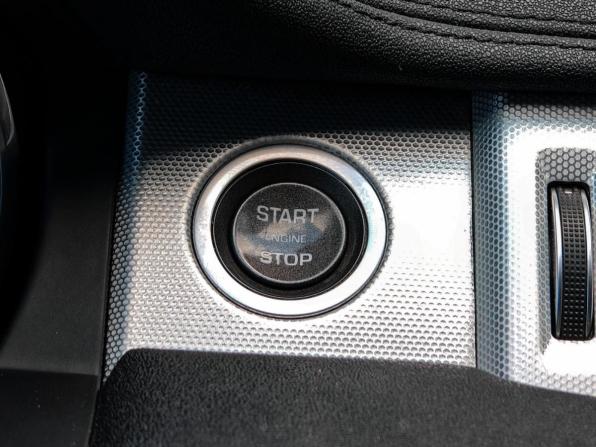 Land Rover Range Rover Evoque I с пробегом 2015 года, цена 1 649 000 рублей, 211266 км, внедорожник, Автокод Объявления