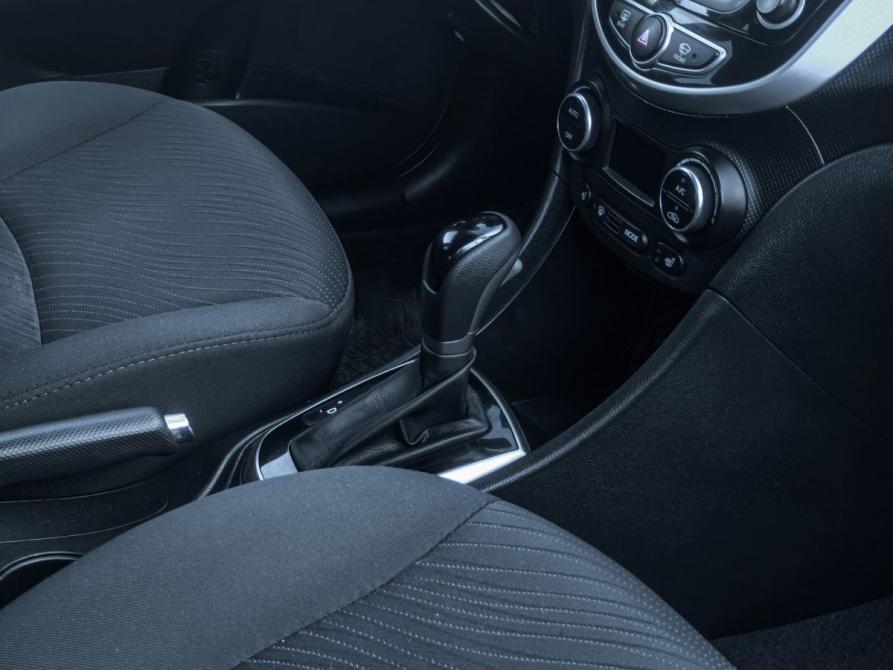 Hyundai Solaris I Рестайлинг Ростов-на-Дону  - изображение 23