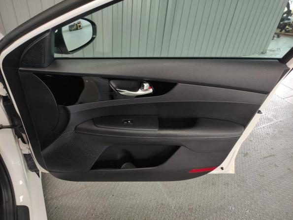 Kia Cerato IV с пробегом 2018 года, цена 1 740 000 рублей, 128240 км, седан, Автокод Объявления
