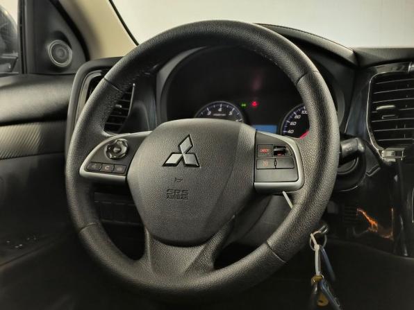 Mitsubishi Outlander III Рестайлинг 2 с пробегом 2015 года, цена 1 495 000 рублей, 188553 км, внедорожник, Автокод Объявления
