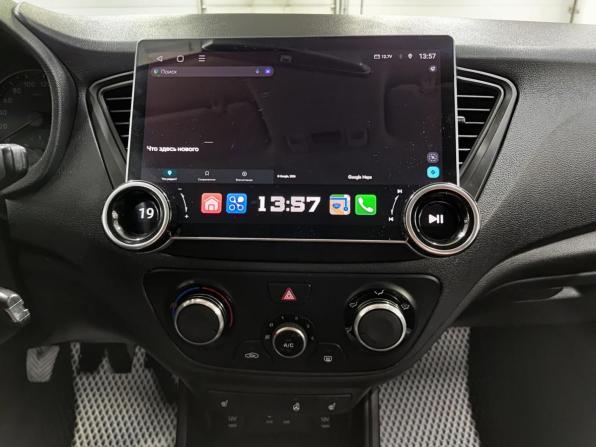 Hyundai Solaris II с пробегом 2018 года, цена 1 050 000 рублей, 177349 км, седан, Автокод Объявления
