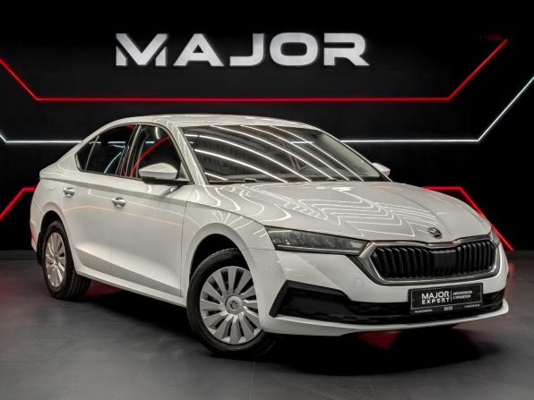 Skoda Octavia IV (A8) с пробегом 2021 года, цена 2 015 000 рублей, 142559 км, лифтбек, Автокод Объявления