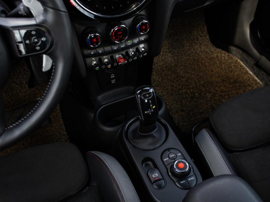 Mini Hatch III (F55/F56) Рестайлинг 2 Москва  - изображение 22