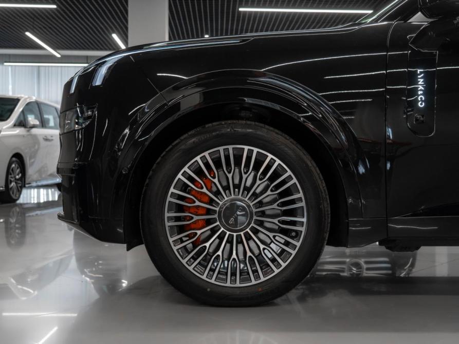 Lynk &amp; Co 900 Москва  - изображение 40
