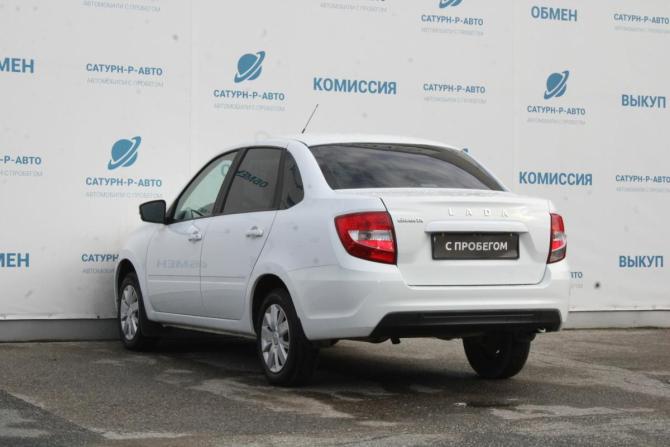 Lada (ВАЗ) Granta I Рестайлинг с пробегом 2022 года, цена 715 000 рублей, 40000 км, седан, Автокод Объявления