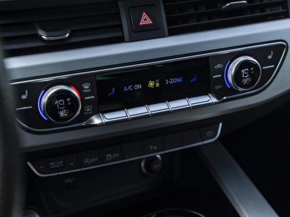 Audi A4 V (B9) Рестайлинг с пробегом 2020 года, цена 3 275 000 рублей, 75389 км, седан, Автокод Объявления