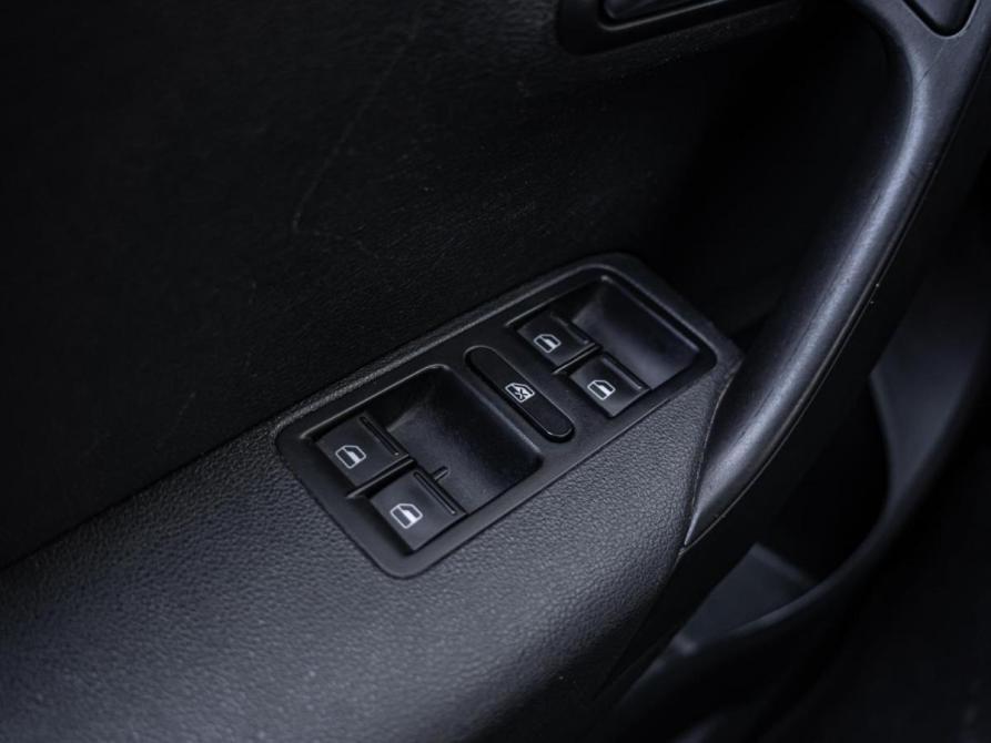 Volkswagen Polo V Рестайлинг Краснодар  - изображение 18