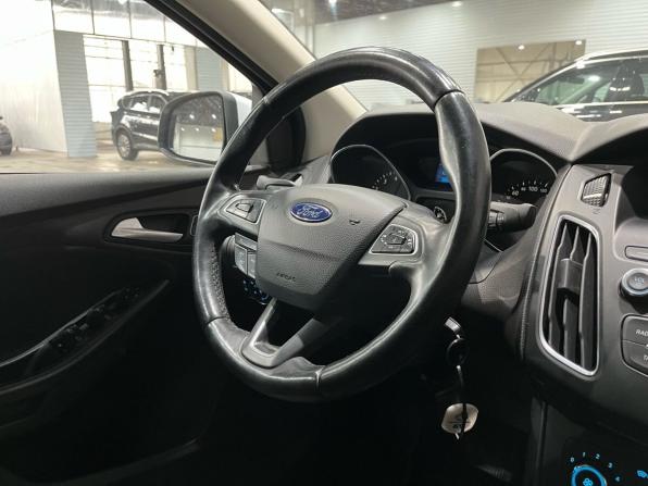 Ford Focus III Рестайлинг с пробегом 2017 года, цена 1 030 000 рублей, 105072 км, седан, Автокод Объявления