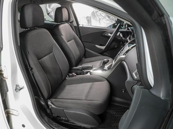 Opel Astra J с пробегом 2011 года, цена 799 000 рублей, 150596 км, хэтчбек, Автокод Объявления
