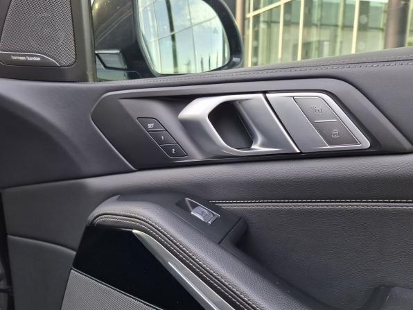 BMW X7 I (G07) с пробегом 2019 года, цена 7 000 000 рублей, 134406 км, внедорожник, Автокод Объявления