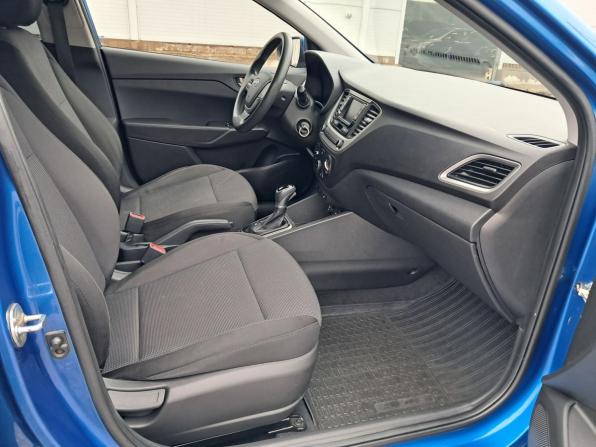 Hyundai Solaris II с пробегом 2017 года, цена 1 080 000 рублей, 147240 км, седан, Автокод Объявления
