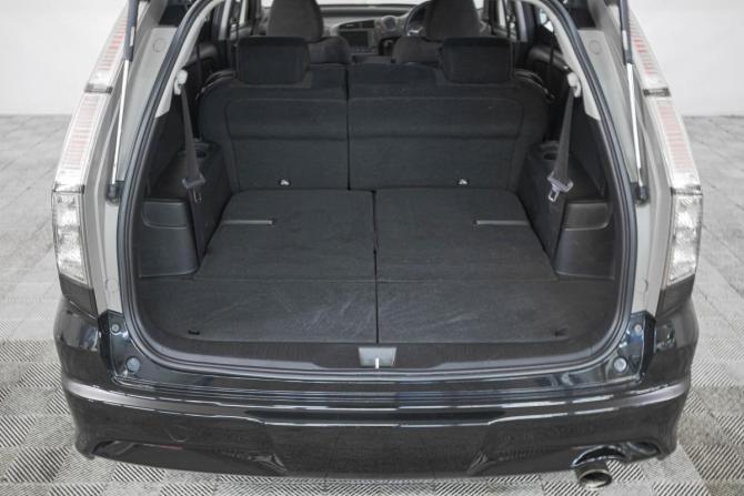 Honda Stream II Рестайлинг с пробегом 2012 года, цена 1 309 000 рублей, 140000 км, компактвэн, Автокод Объявления