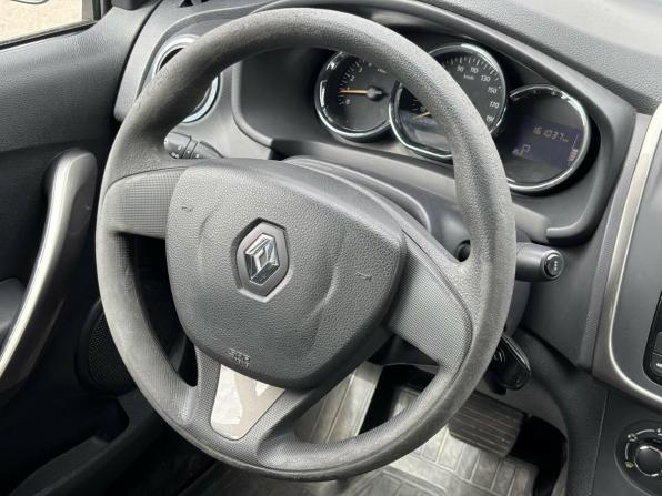 Renault Logan II с пробегом 2017 года, цена 699 000 рублей, 161037 км, седан, Автокод Объявления