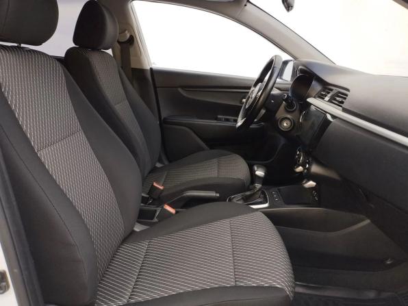 Kia Rio IV с пробегом 2018 года, цена 1 502 000 рублей, 132001 км, хэтчбек, Автокод Объявления