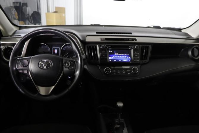 Toyota RAV4 IV (XA40) Рестайлинг с пробегом 2016 года, цена 2 289 990 рублей, 93285 км, внедорожник, Автокод Объявления