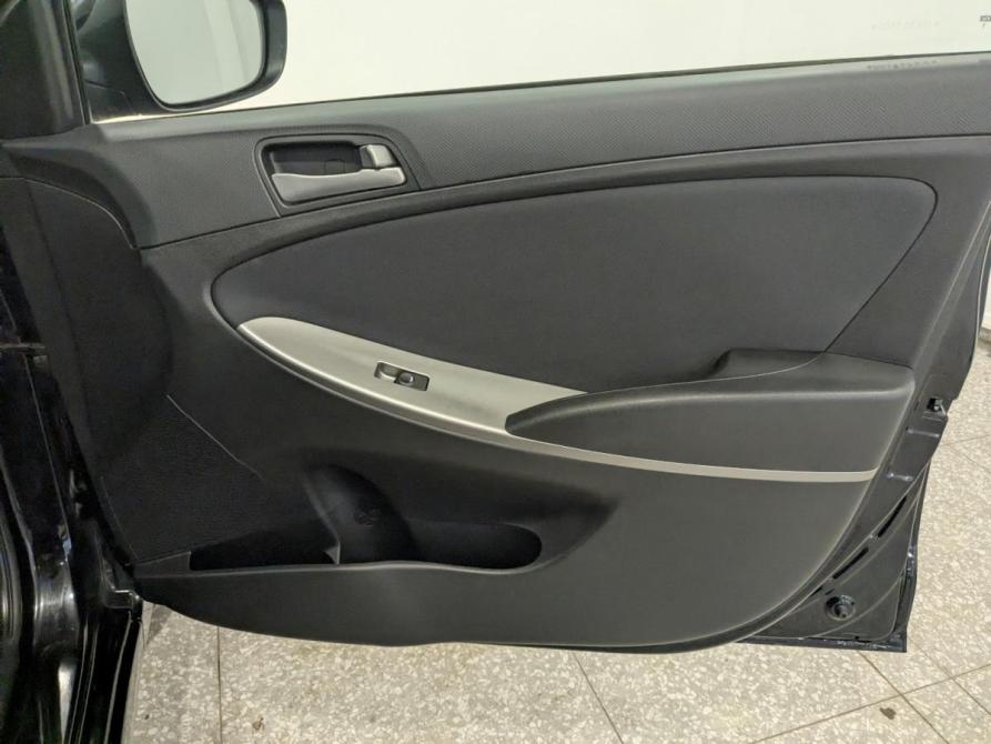 Hyundai Solaris I Рестайлинг Москва  - изображение 16