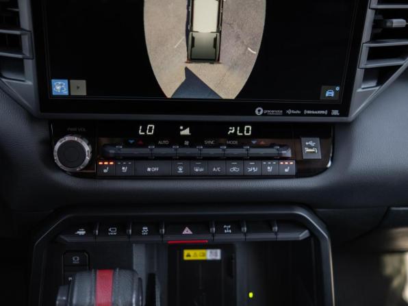 Toyota Tundra III с пробегом 2023 года, цена 8 999 000 рублей, 82274 км, offers.body_type.unknown, Автокод Объявления