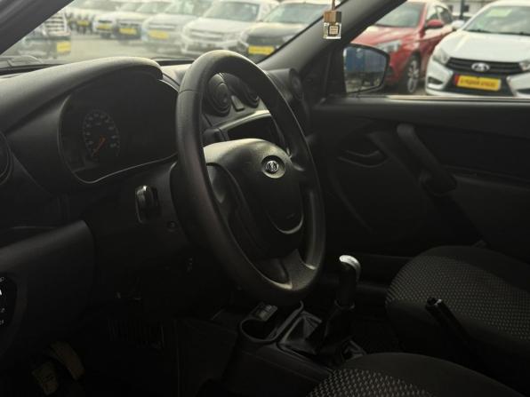 Lada (ВАЗ) Granta I с пробегом 2016 года, цена 399 000 рублей, 178721 км, седан, Автокод Объявления
