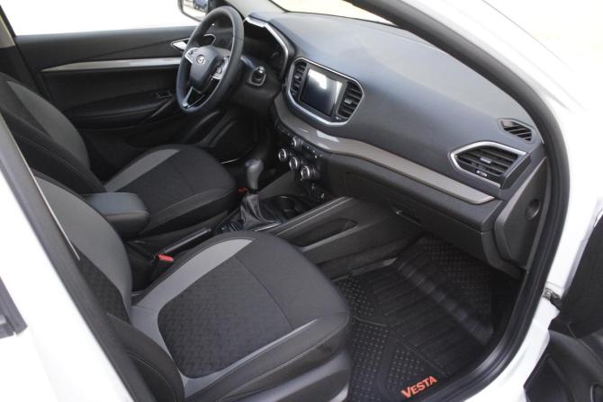 Lada (ВАЗ) Vesta I Рестайлинг (NG) с пробегом 2023 года, цена 1 245 000 рублей, 17429 км, седан, Автокод Объявления