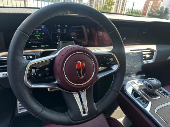 Hongqi E-HS9 с пробегом 2021 года, цена 5 000 000 рублей, 13669 км, внедорожник, Автокод Объявления