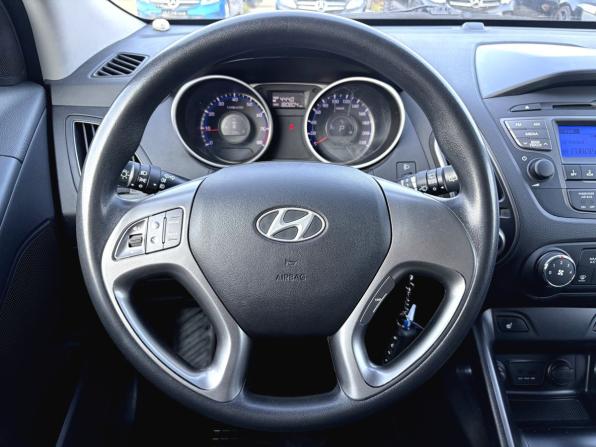 Hyundai ix35 I Рестайлинг с пробегом 2013 года, цена 1 240 000 рублей, 180073 км, внедорожник, Автокод Объявления