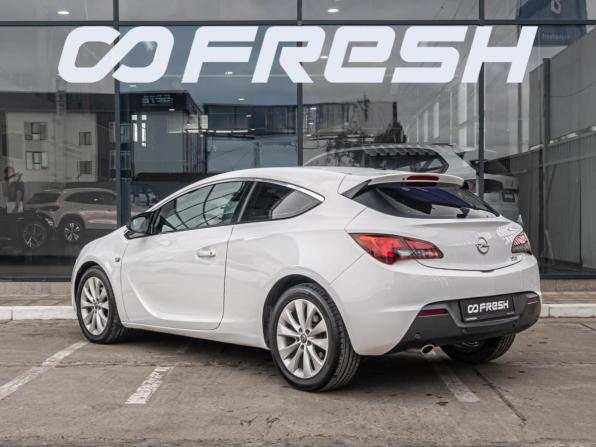 Opel Astra J Рестайлинг с пробегом 2013 года, цена 765 000 рублей, 198883 км, хэтчбек, Автокод Объявления