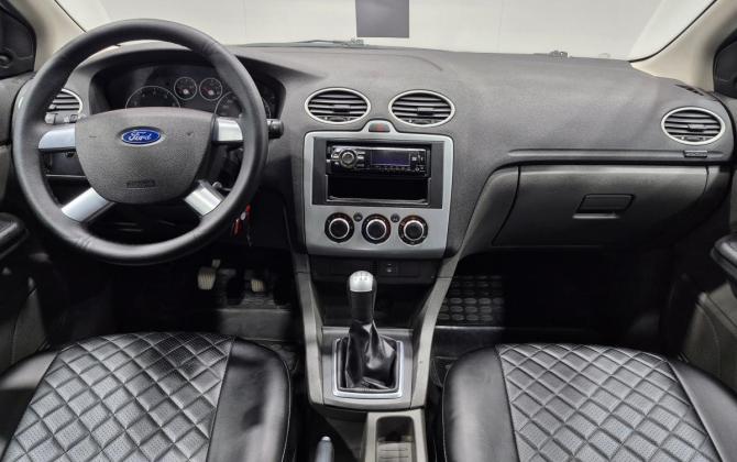 Ford Focus II с пробегом 2007 года, цена 440 000 рублей, 200000 км, седан, Автокод Объявления