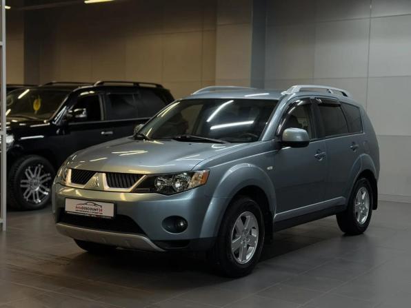 Mitsubishi Outlander II