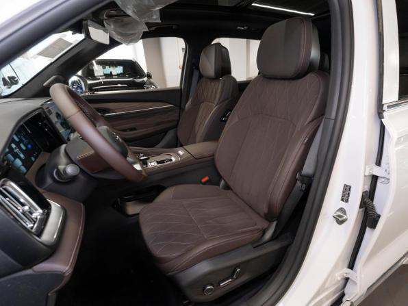 Geely Monjaro I Рестайлинг 2 с пробегом 2026 года, цена 4 080 000 рублей, 50 км, внедорожник, Автокод Объявления