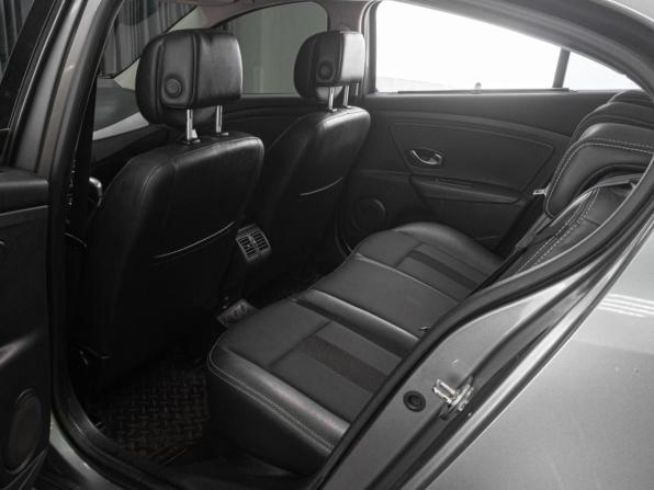Renault Fluence I с пробегом 2010 года, цена 769 000 рублей, 137748 км, седан, Автокод Объявления