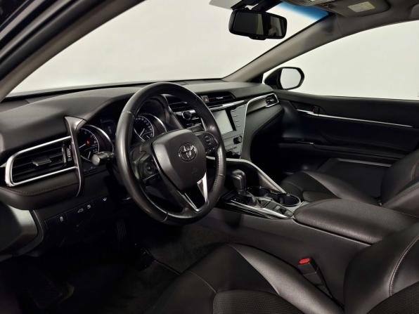 Toyota Camry VIII (XV70) с пробегом 2018 года, цена 2 125 000 рублей, 104618 км, седан, Автокод Объявления