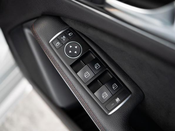 Mercedes-Benz A-Класс III (W176) с пробегом 2012 года, цена 1 250 000 рублей, 73240 км, хэтчбек, Автокод Объявления