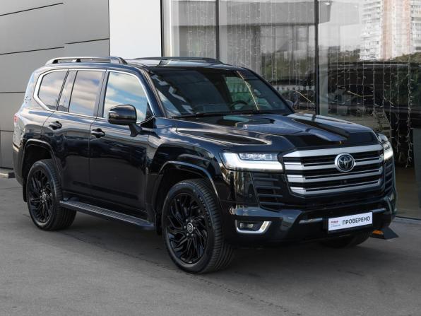Toyota Land Cruiser 300 Series с пробегом 2022 года, цена 7 998 000 рублей, 146306 км, внедорожник, Автокод Объявления