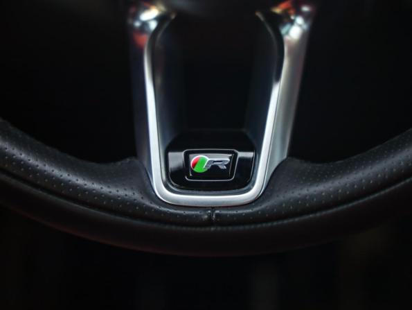 Jaguar F-Pace I Рестайлинг с пробегом 2021 года, цена 5 530 000 рублей, 25911 км, внедорожник, Автокод Объявления