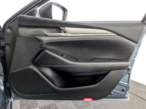 Mazda 6 III (GJ) Рестайлинг 2 с пробегом 2020 года, цена 2 080 000 рублей, 159750 км, седан, Автокод Объявления
