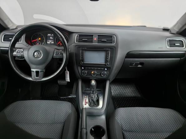Volkswagen Jetta VI с пробегом 2013 года, цена 939 000 рублей, 180047 км, седан, Автокод Объявления