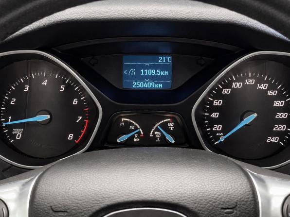 Ford Focus III с пробегом 2012 года, цена 637 000 рублей, 250409 км, хэтчбек, Автокод Объявления