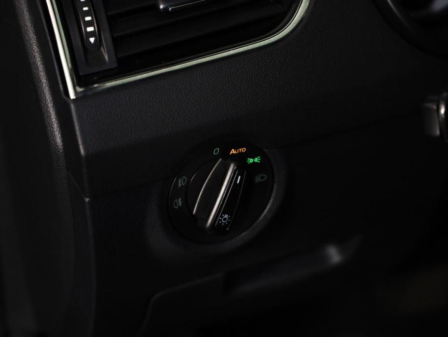 Skoda Octavia III (A7) Рестайлинг Санкт-Петербург  - изображение 19